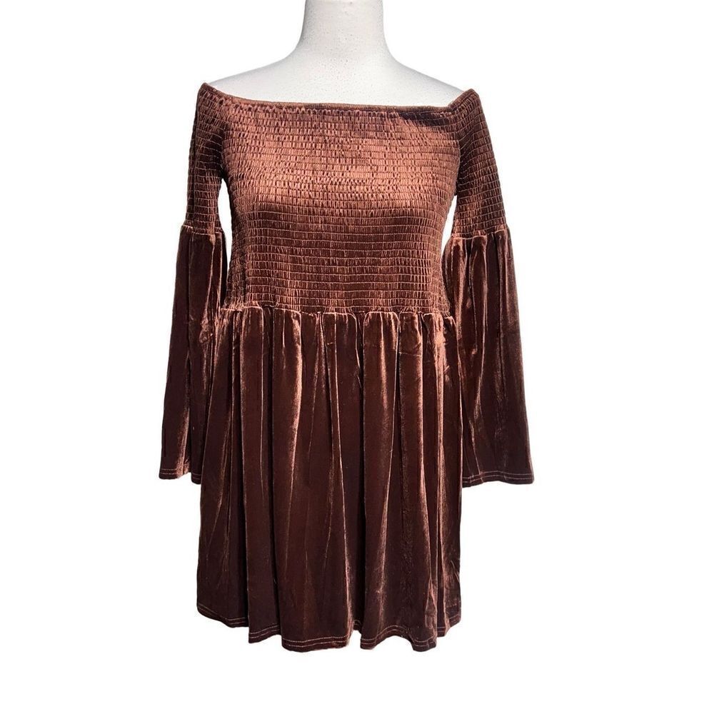 Lucca Los Angeles NWT Brown Velvet Babydoll dress, Boho Cold Shoulder Dress Smal